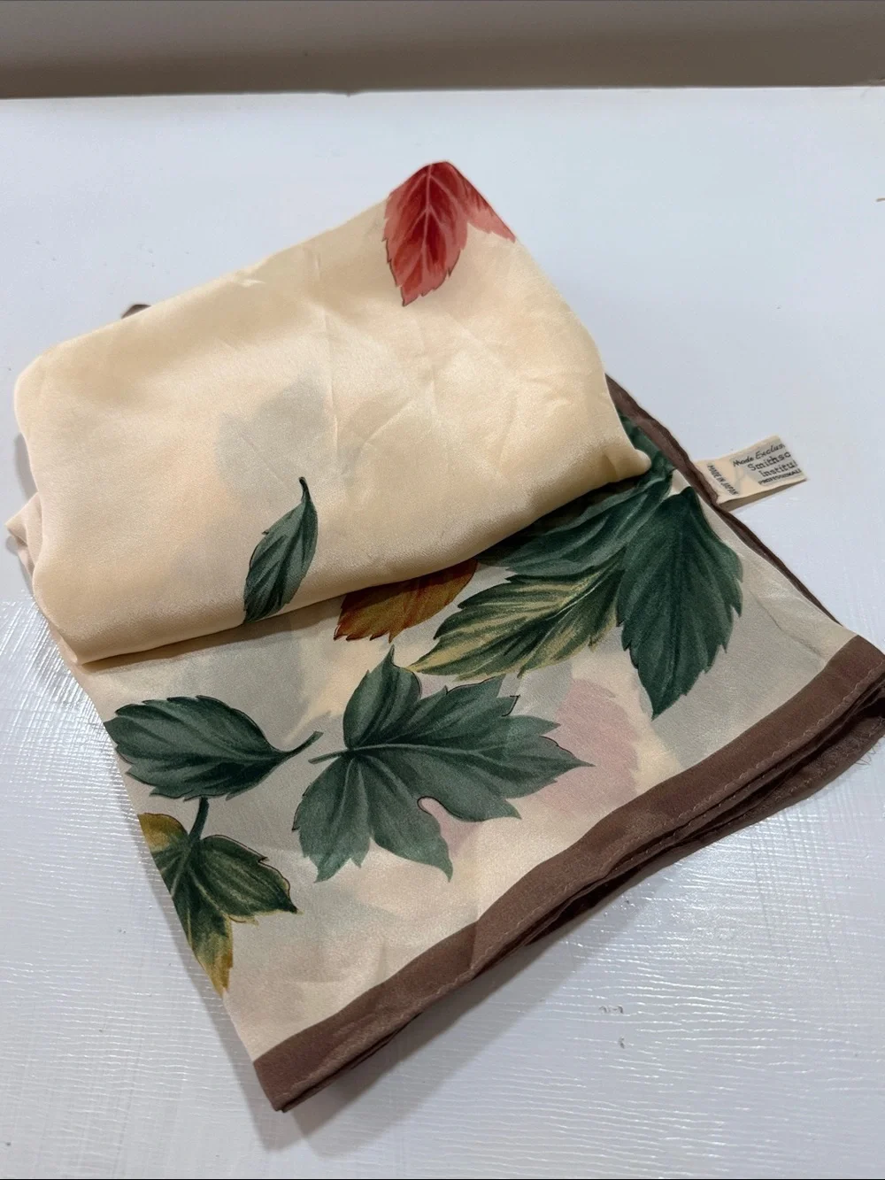 Smithsonian 1990 Silk-Cream Floral Autumn Leaf Scarf Brown Border New never used